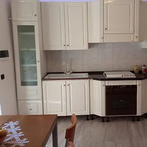 Entire Flat, Independent Entrance, 20 Mins To Bgy - Bergamo Milan Airport Appartamento Nembro