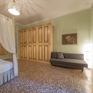 Appartement Lungarno Buozzi 7, Pisa